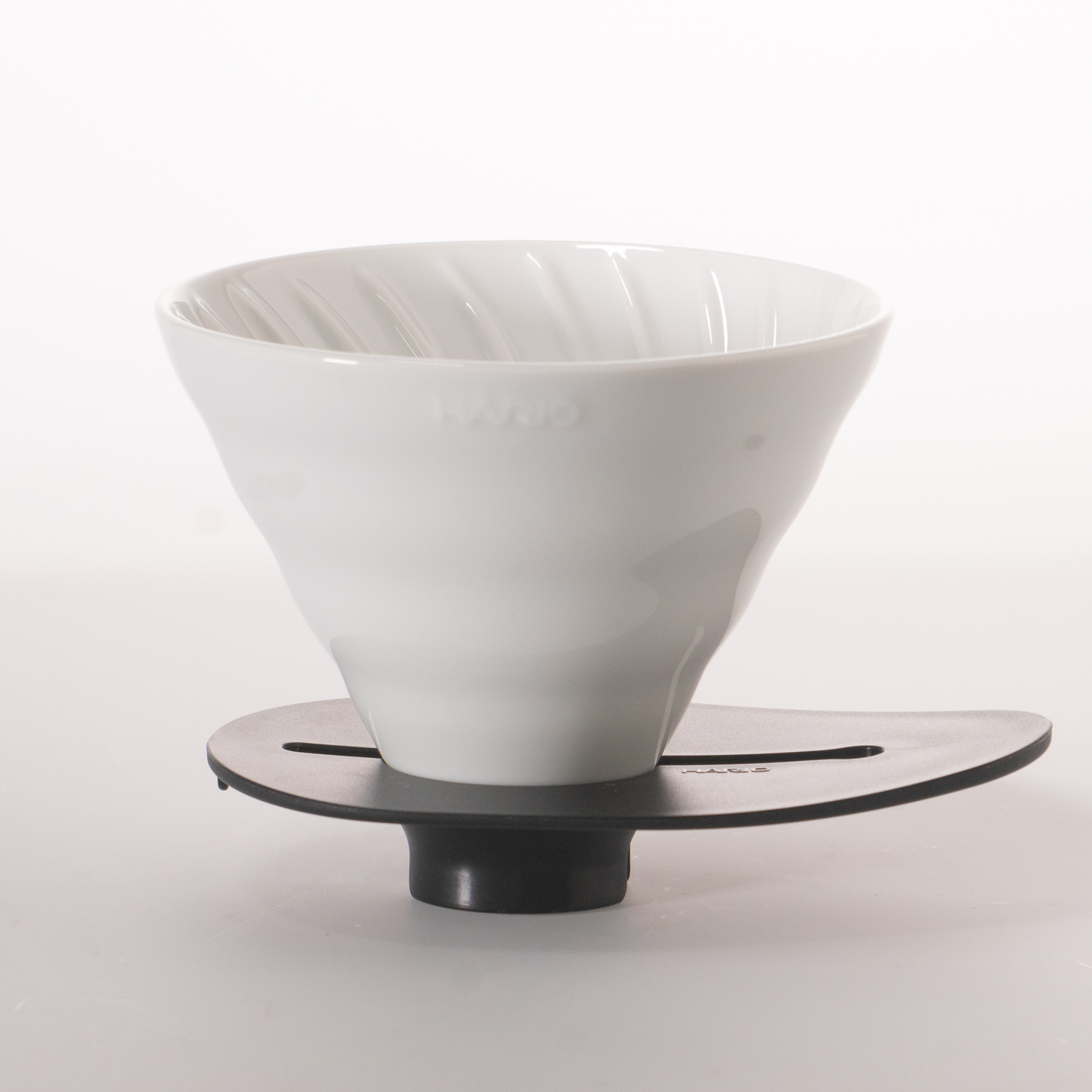 V60 Switch & Match Ceramic Dripper Size 02